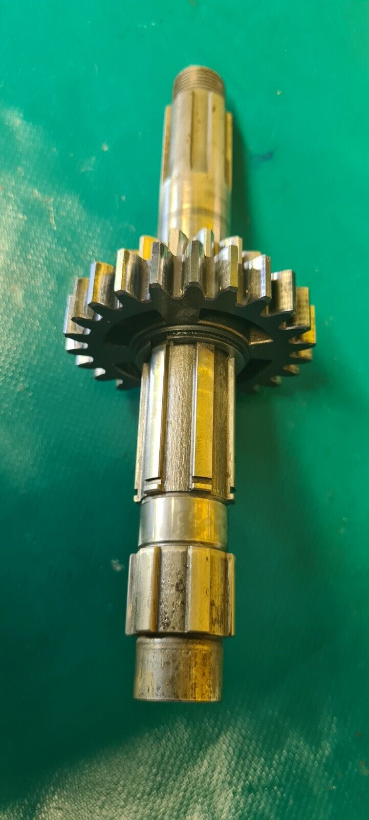 Arbre primaire de boîte à vitesse et pignon 505 KTM 250 EGS 1996 556