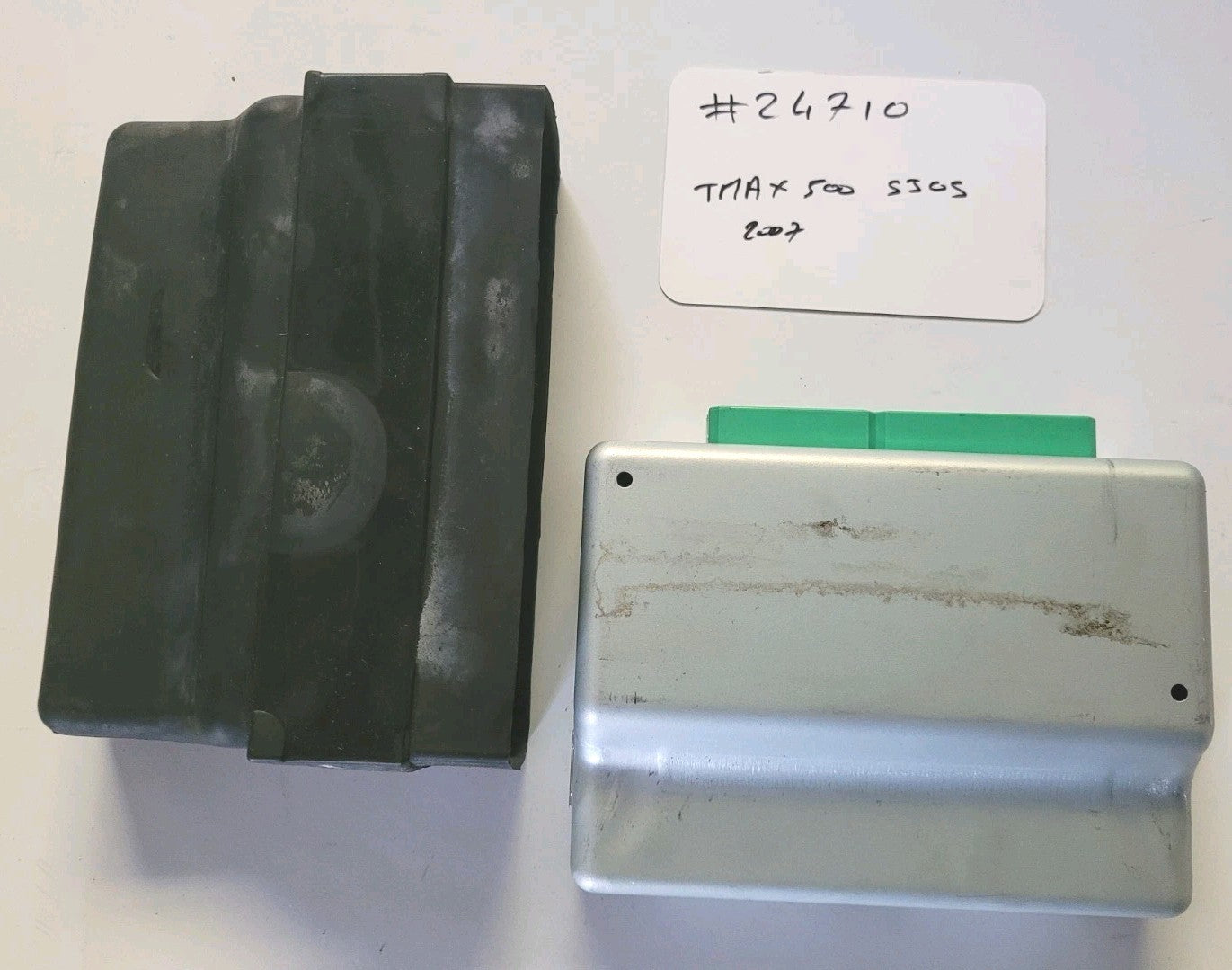 CONTROLEUR ABS 5VU85940-00 Yamaha T-MAX 500 2007 sj05 (#24710)