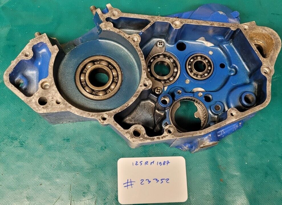 Carter Moteur Côté Embrayage Suzuki 125 rm 1987 Type Rf13a (Rf #23352)