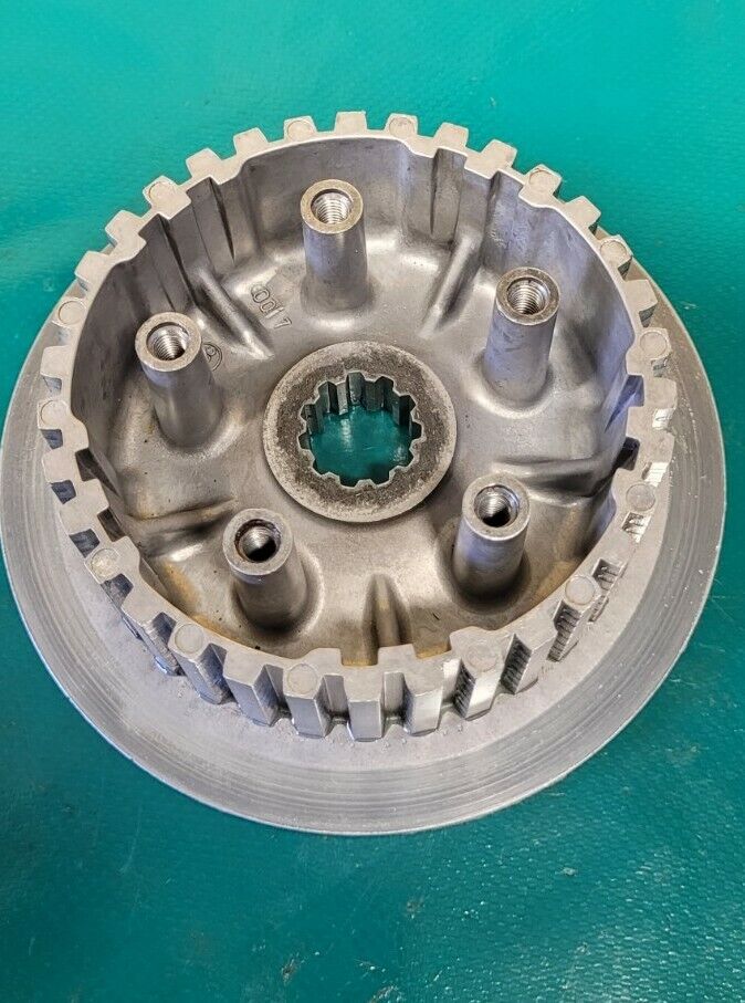 Noix d'embrayage Kawasaki 250 KXF 2004