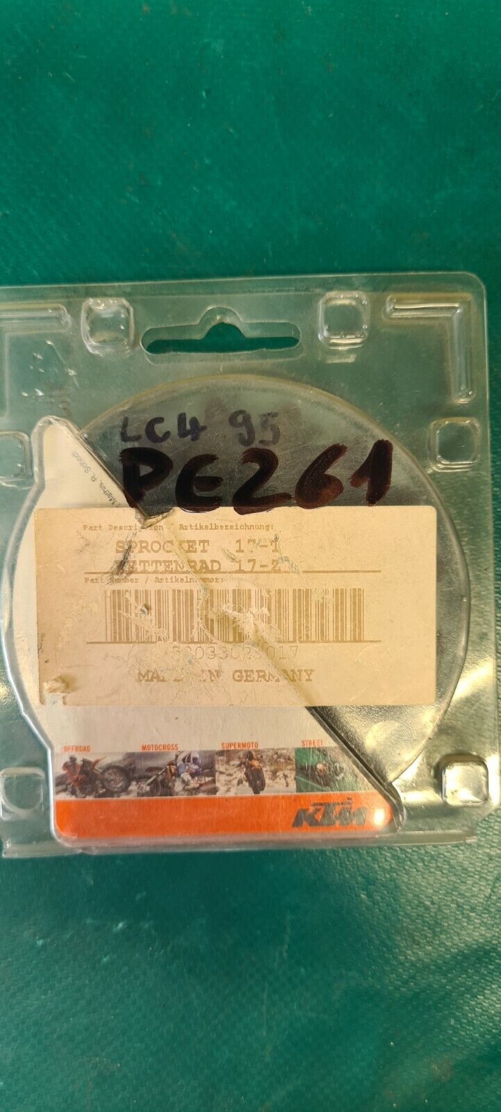 Pignon KTM lc4 1995 (code PE261)