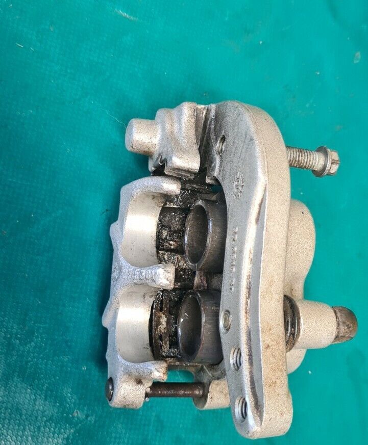 Étrier de frein avant Brembo patte 22761000 KTM 125 EXC 2001