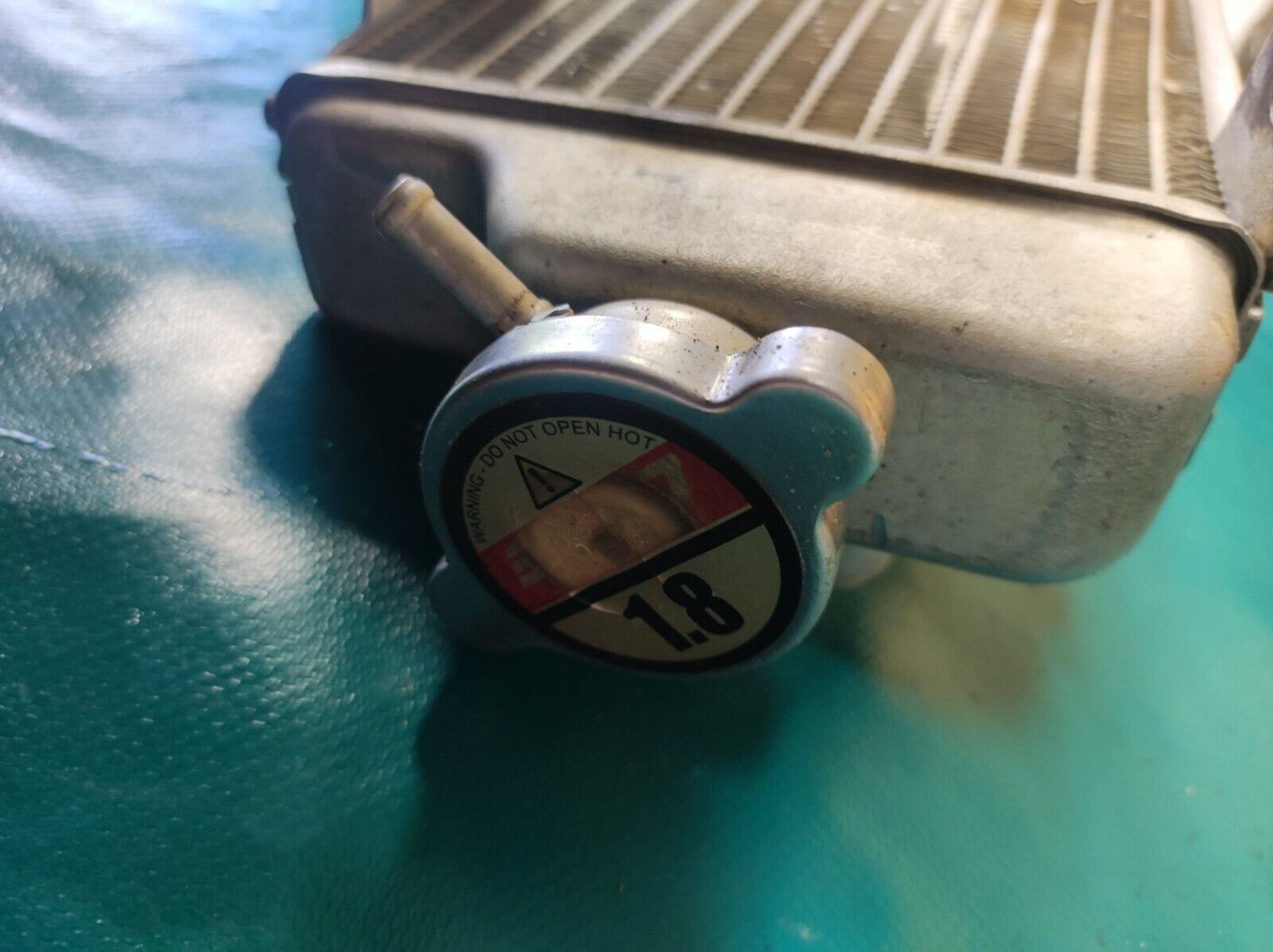 Radiateur cote avec bouchon 450 Suzuki RMZ 2006 *