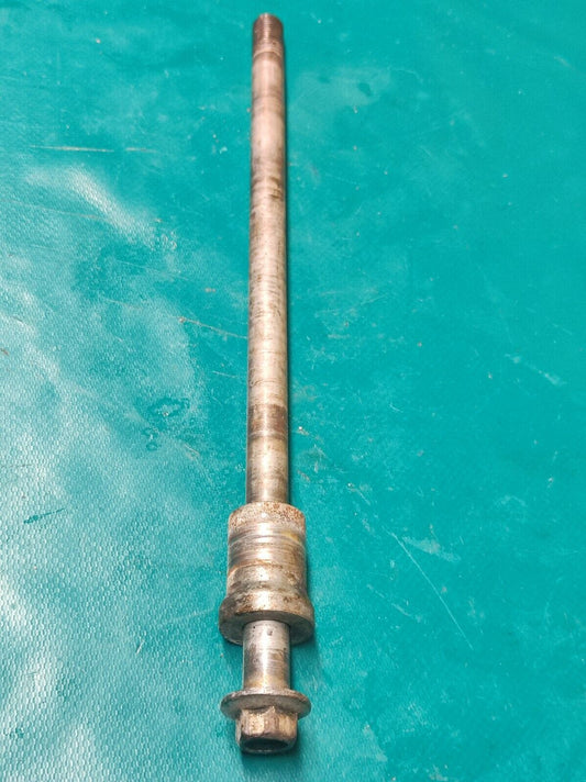 Axe de roue arrière HONDA NSR 50 1988