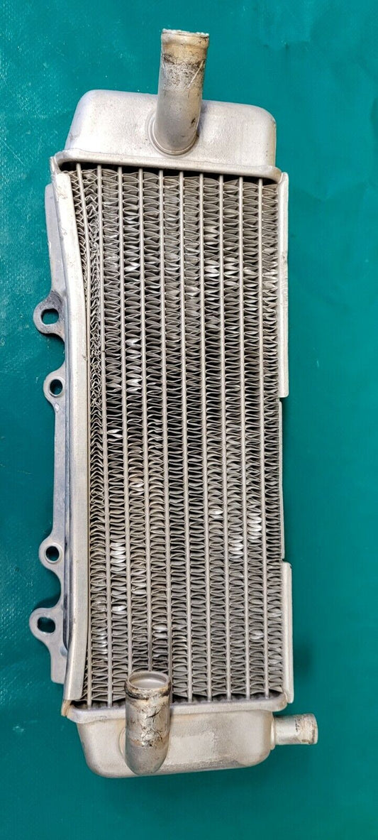 Radiateur côté sans bouchon Kawasaki 250 KXF 2004