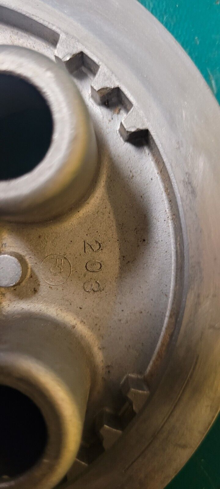 Plateau D Embrayage KAWASAKI 125 KX homologué num moteur: KX125KE...   ( #23207)