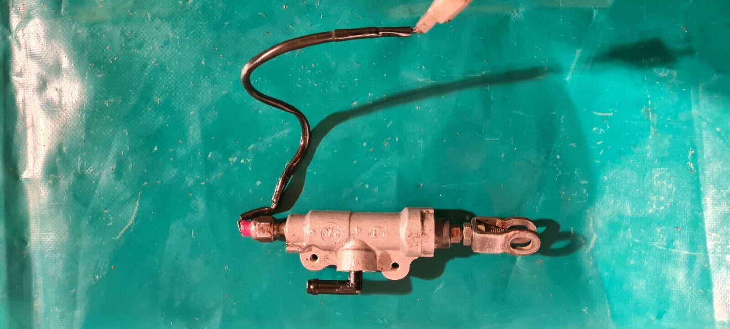 Maître cylindre de frein arrière avec capteur de frein 125 EC gasgas 2002