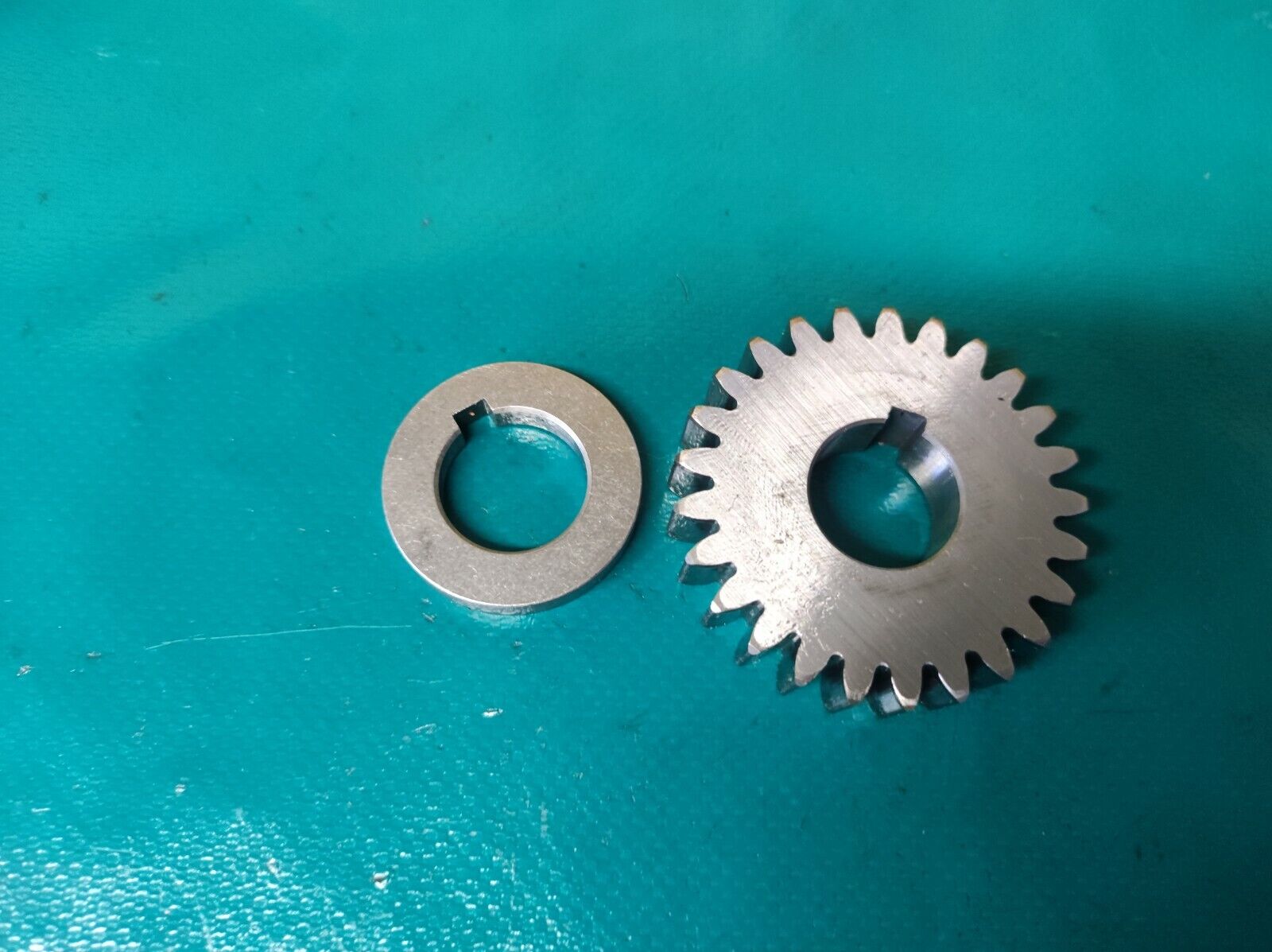 Engrenage sur vilebrequin scorpa 280 easy 1998