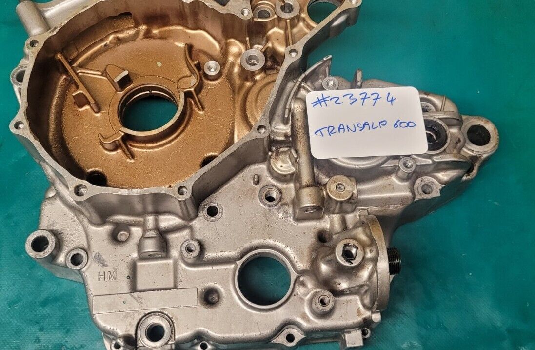 Paire De Carters Moteur 600 Transalp 1997 (#23774)