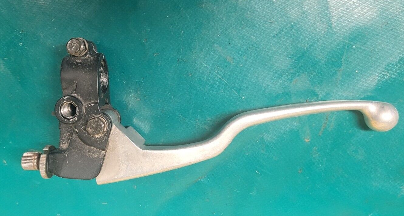 Cocotte et levier d'embrayage KAWASAKI 125 eliminator 1999