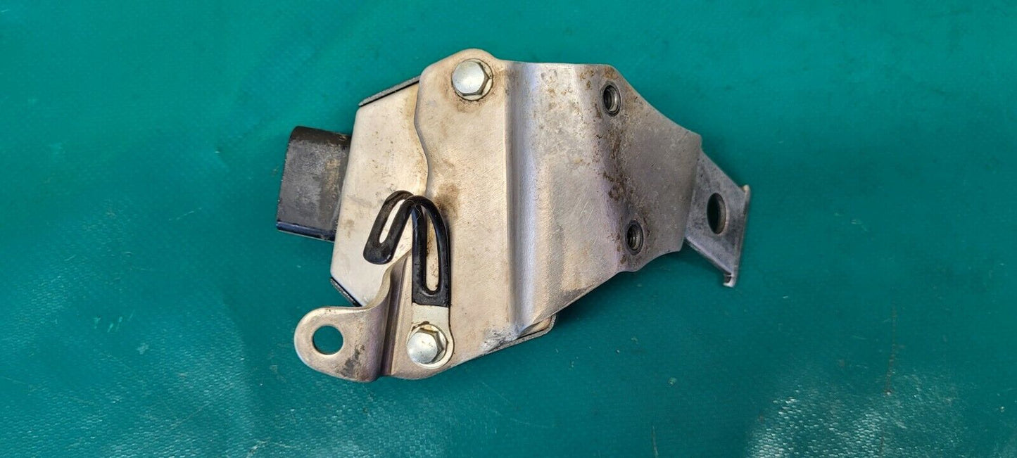 Régulateur de tension avec support 250 CRF HONDA 2011