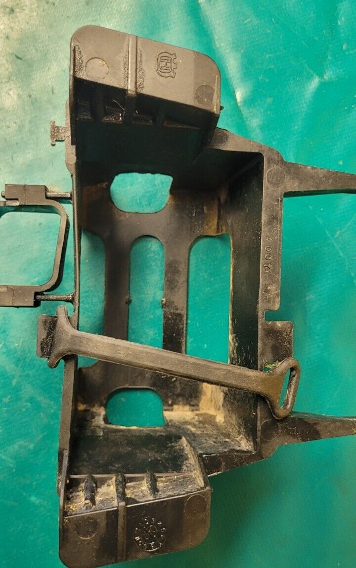 Support De Batterie Husqvarna 250 Te 2006 (24071 )