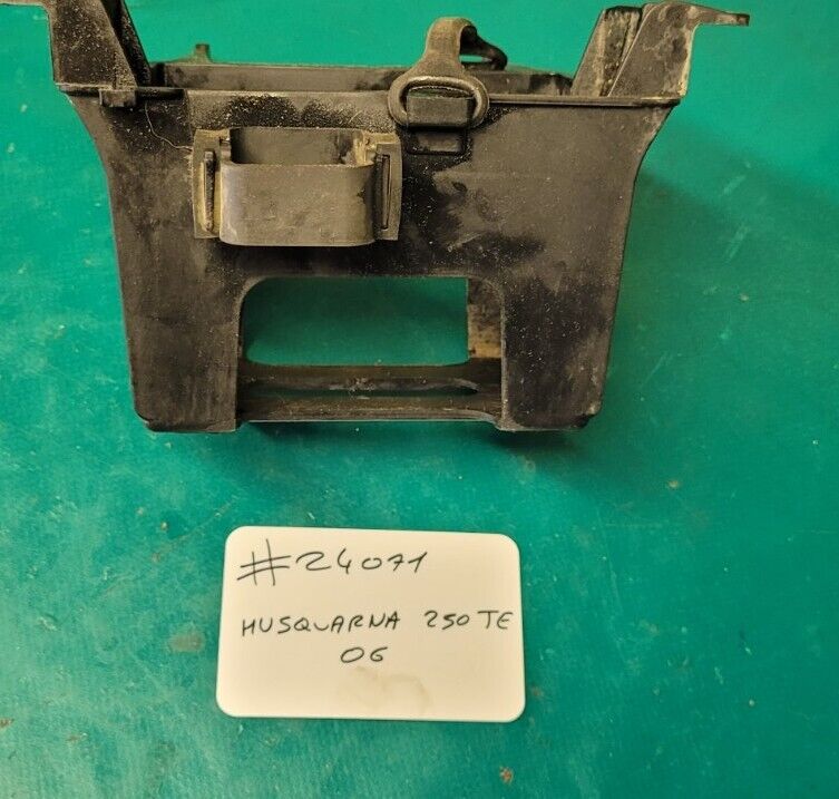 Support De Batterie Husqvarna 250 Te 2006 (24071 )
