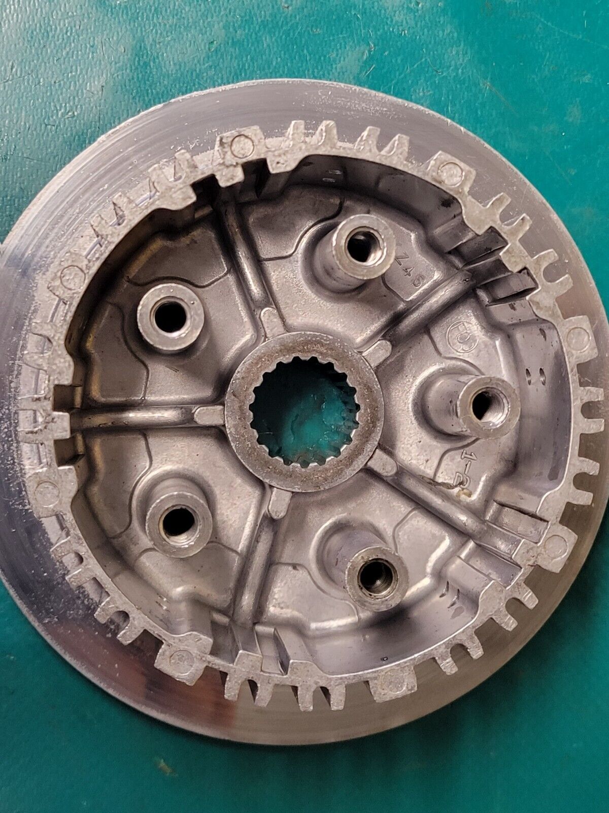 noix D'embrayage Honda 250 CRF 2005 (#23489)