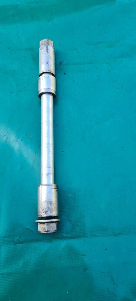 Axe de roue avant 88 YCF 2010