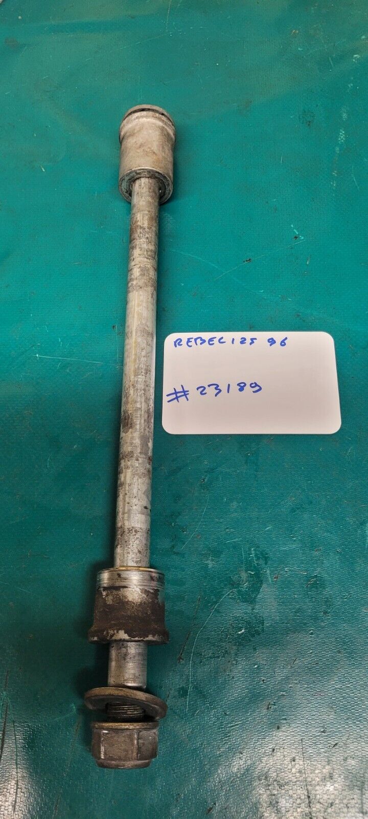 Axe De Roue Arrière 125 HONDA rebel 1996 (Rf #23189)