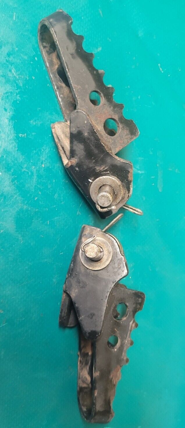 Cale Pieds Avants HONDA 125 CRM 1991 (24046)