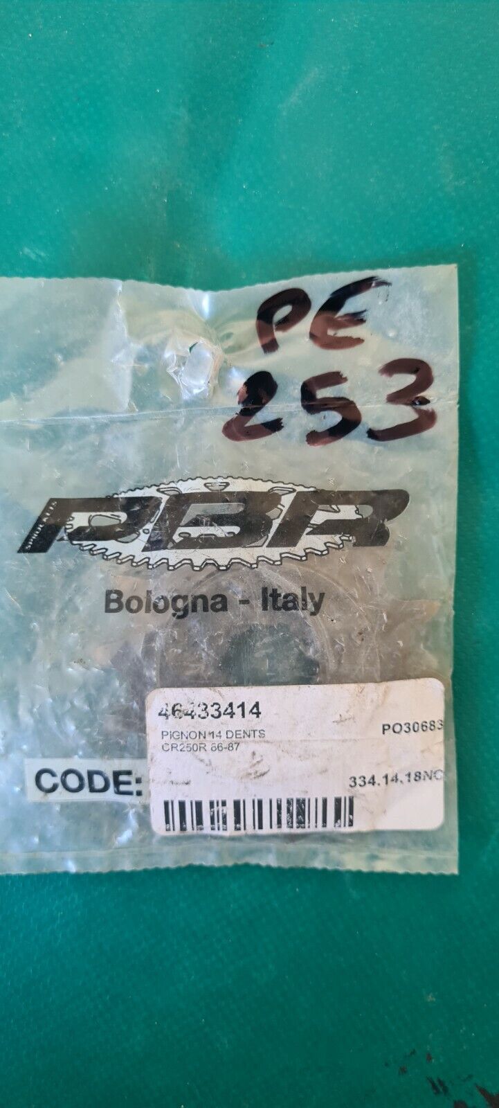 Pignon 14 dents 250 cr Honda 86 87(code PE253)