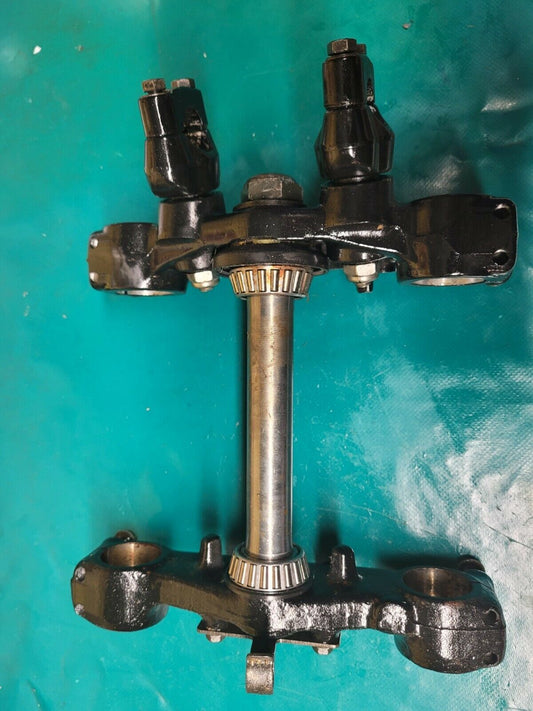 Tes de fourche avec pontet de guidon  125 Honda transcity NX 1997