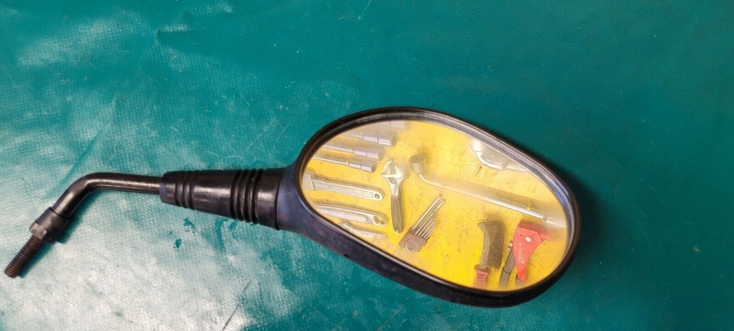 Retroviseur droit 250 Kymco MAXXER 2005