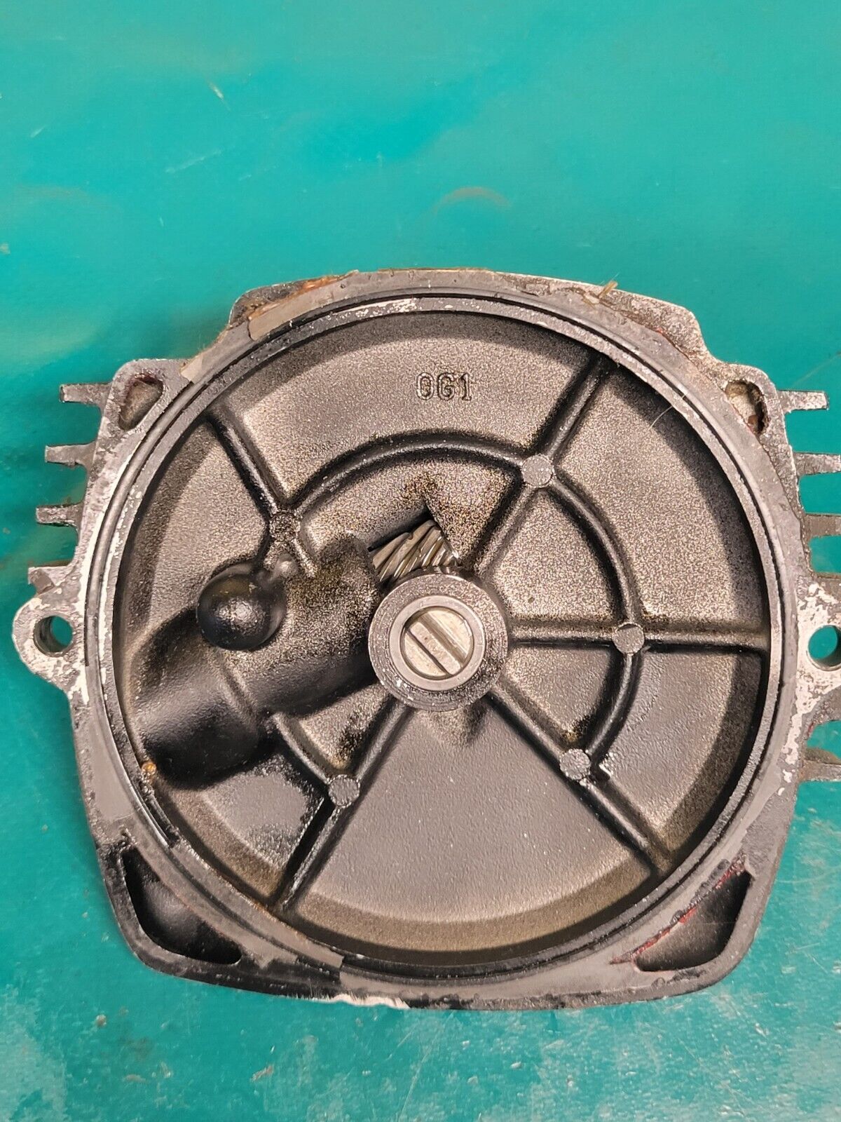 Carter De Distribution Sur Culasse Yamaha 125 XT 12V 3YU 1993 (Rf #23437)