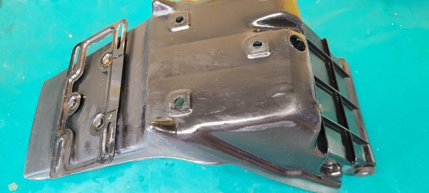 Bavette support feu arrière YAMAHA 125 DT lc modele 10V