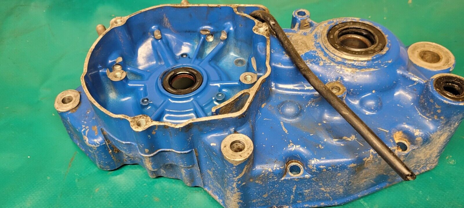 Carter Moteur Côté Allumage Suzuki 125 rm 1987 Type Rf13a (Rf #23333)