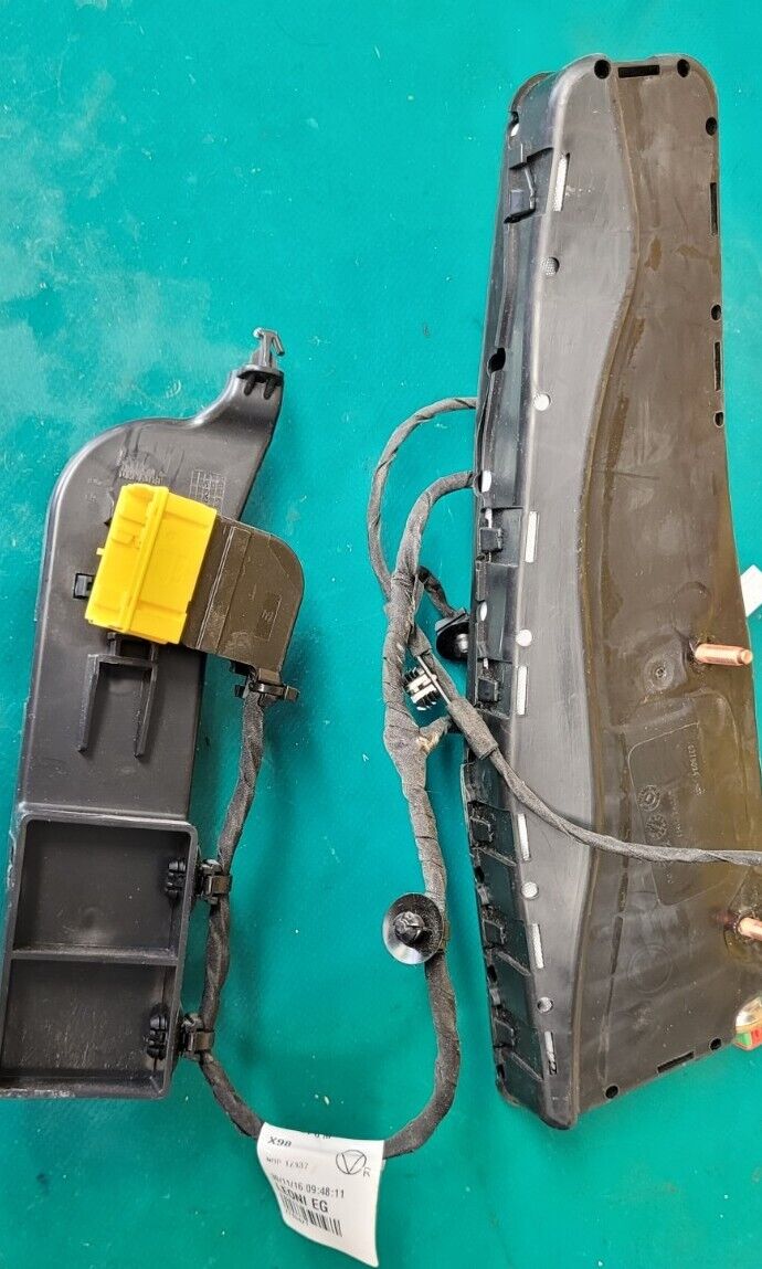 Renault clio 4 airbag de siege droit voir ref (Auto A)