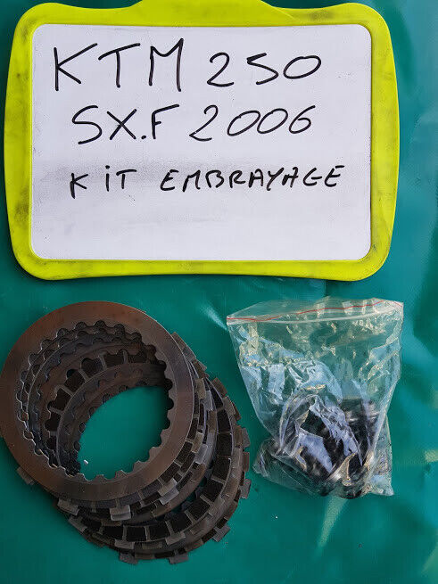 Kit embrayage avec ressorts disques lisses et garnis KTM 250 SXF de 2006