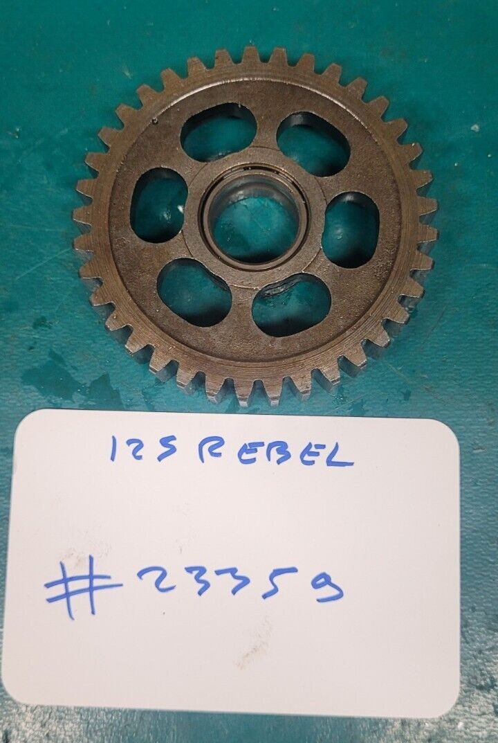 Engrenage Apres Rocher Vers Transmission 125 HONDA rebel 1996 (Rf #23359)