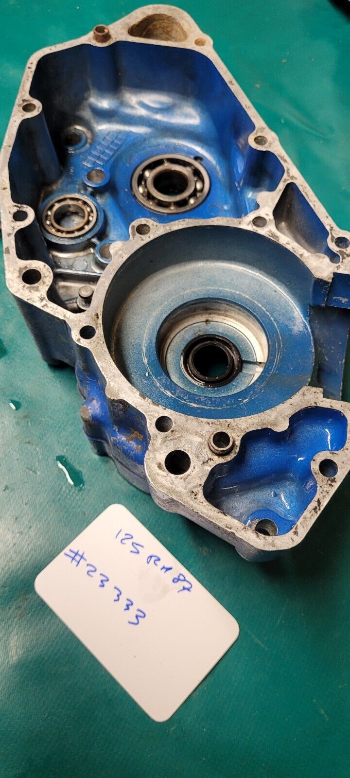 Carter Moteur Côté Allumage Suzuki 125 rm 1987 Type Rf13a (Rf #23333)