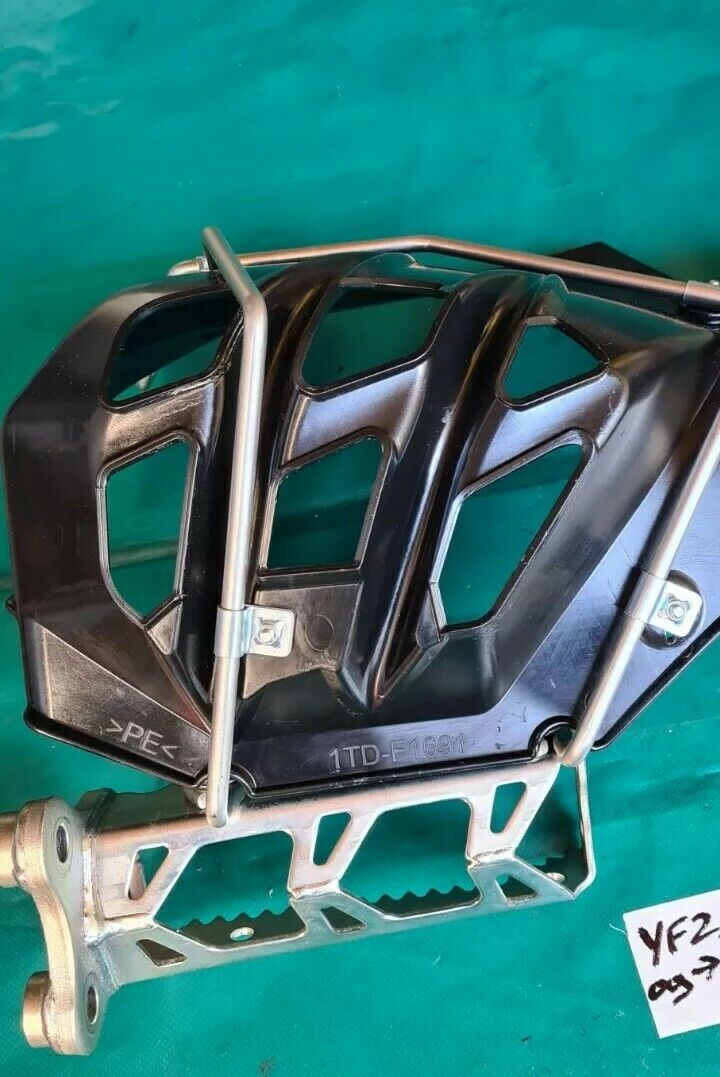 Paire de cales pieds avec protec plastique NEUF 450 yfzr 2010 voir photo (jo 3N)