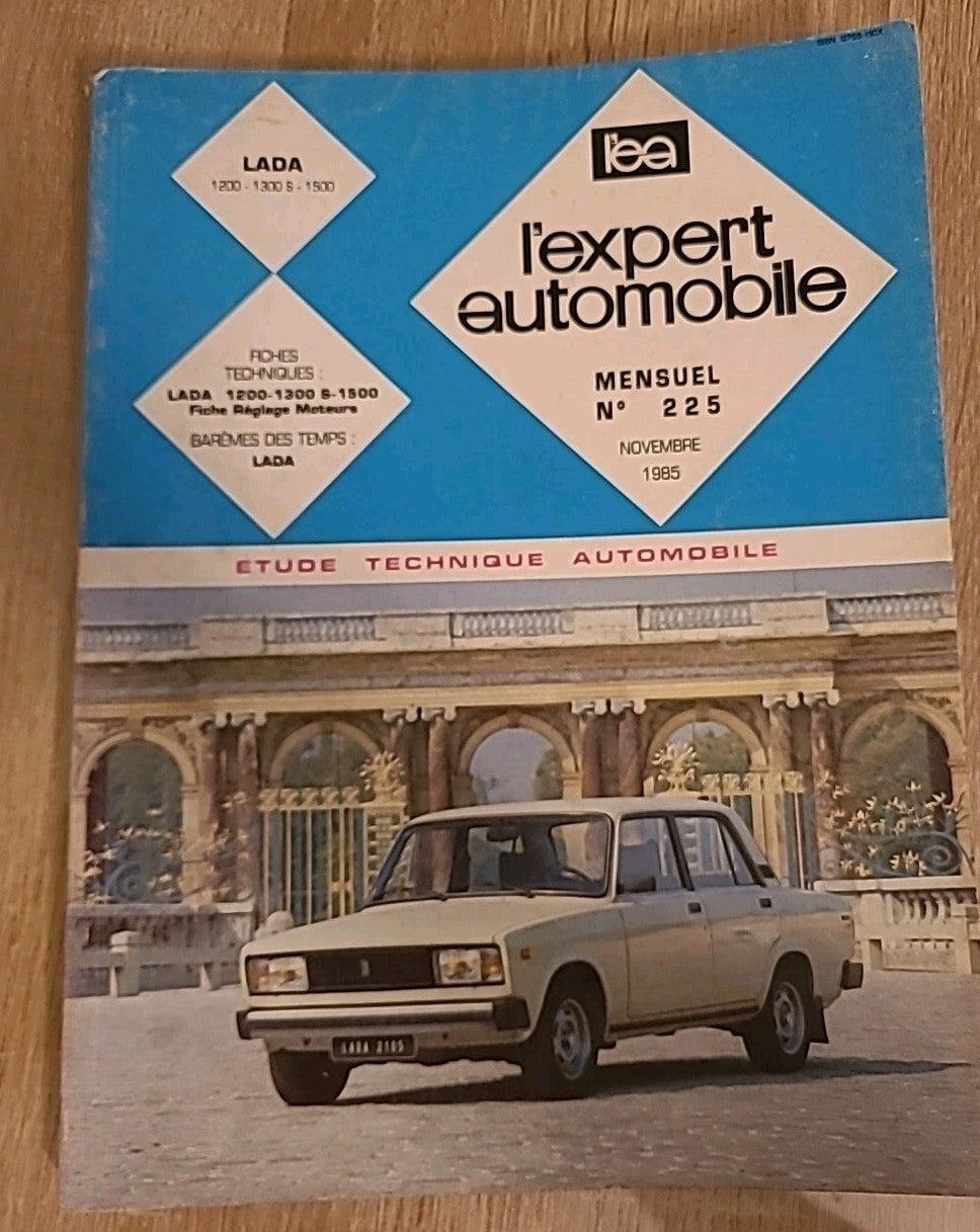 Revue Technique LADA 1200 1300 1500 S  RTA de 104 pages (Liv6)