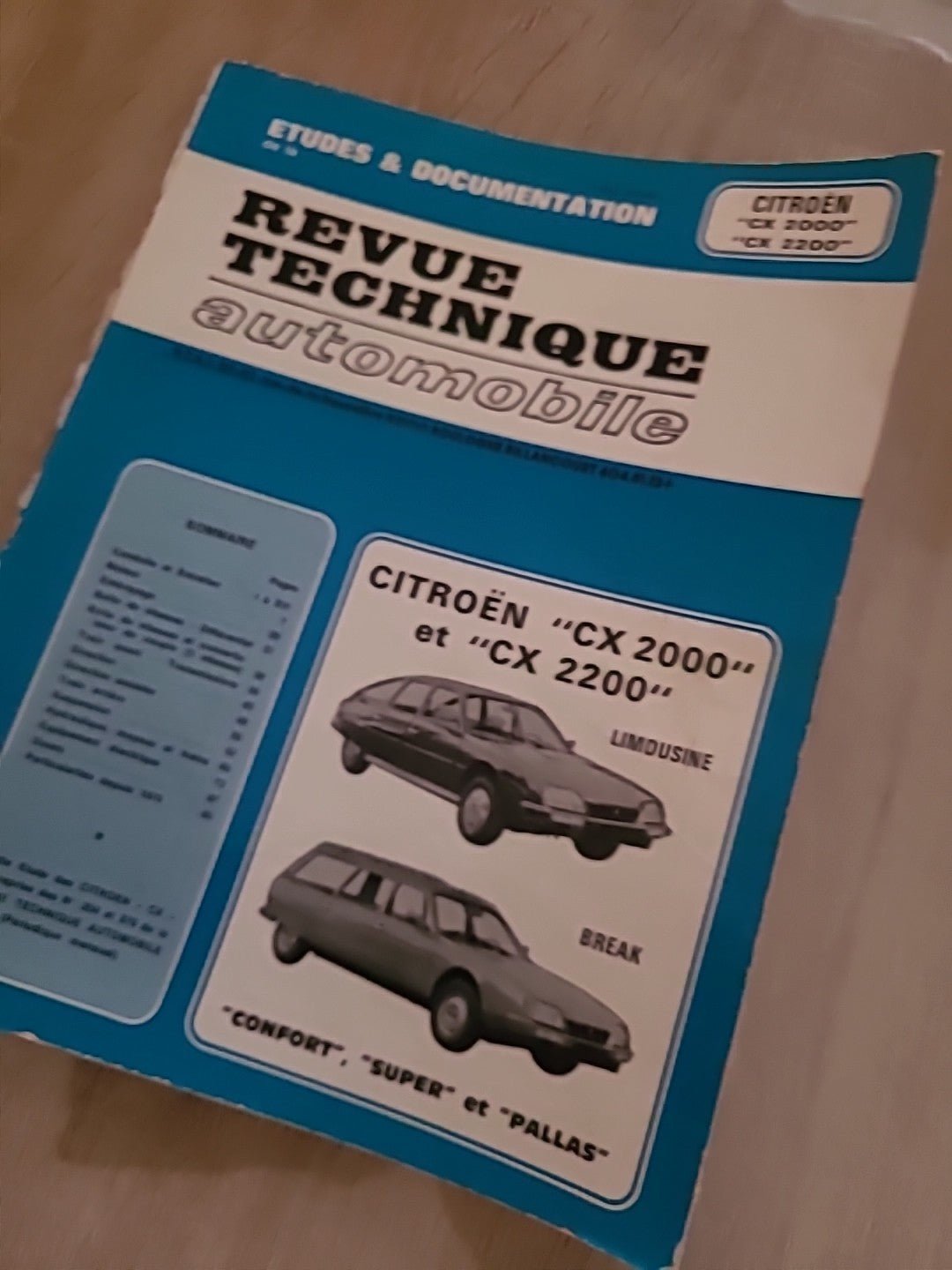 Revue Technique CITROEN CX 2000 2200 RTA de 104 pages (Liv61)
