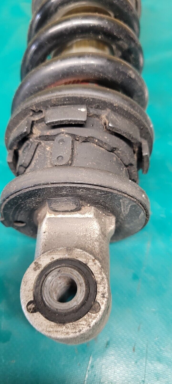 Amortisseur Arrière Showa HONDA  600 Hornet 2007 Modele Injection (24189)