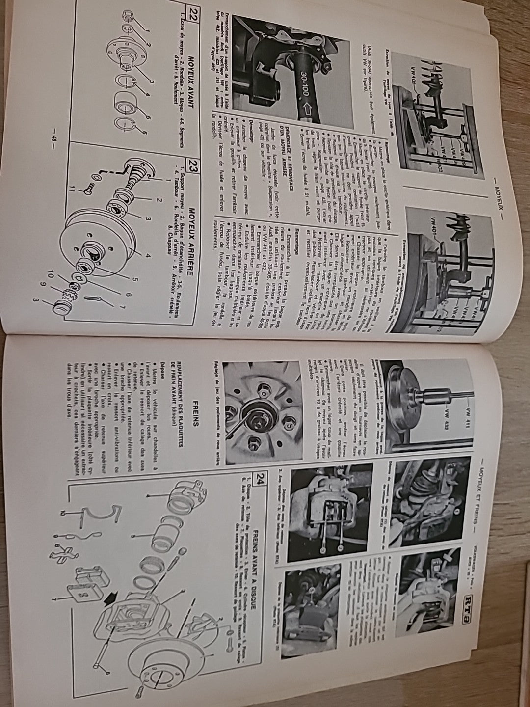 Revue Technique VW  POLO 1 AUDI 50 RTA de 70 pages (Liv25)
