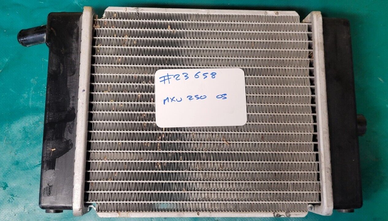 Radiateur Moteur Liquide De Refroidissement KYMCO 250 MXU 2005 (23658)