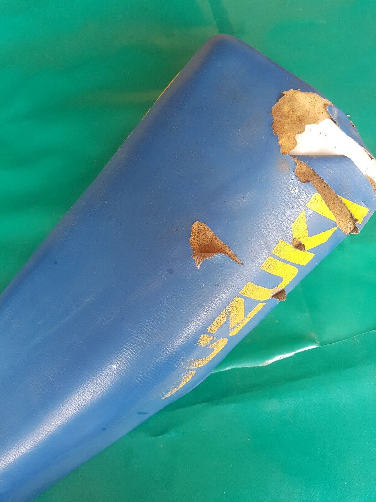 Selle à restaurer 125 RM 1987 type cadre rf13a, type moteur f113