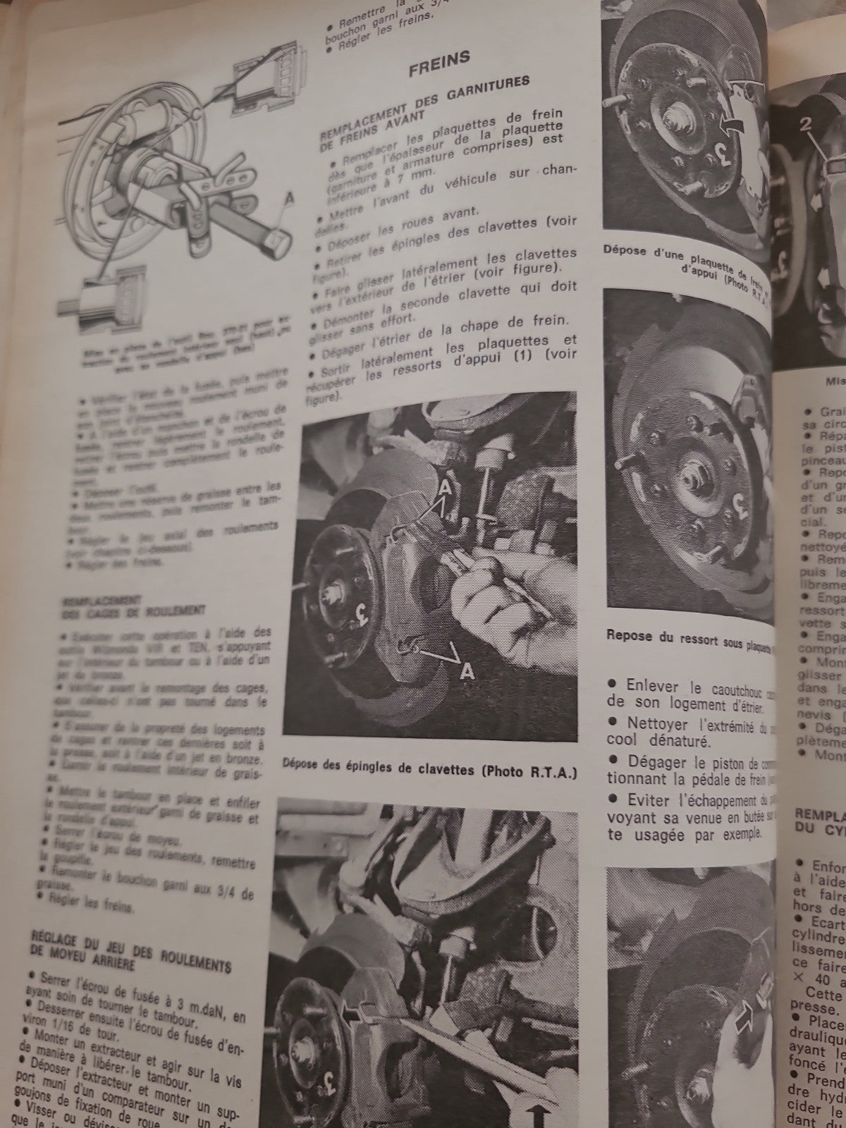 RTA Revue Technique Automobile Renault 6 TL 1100 1971 (Liv166)