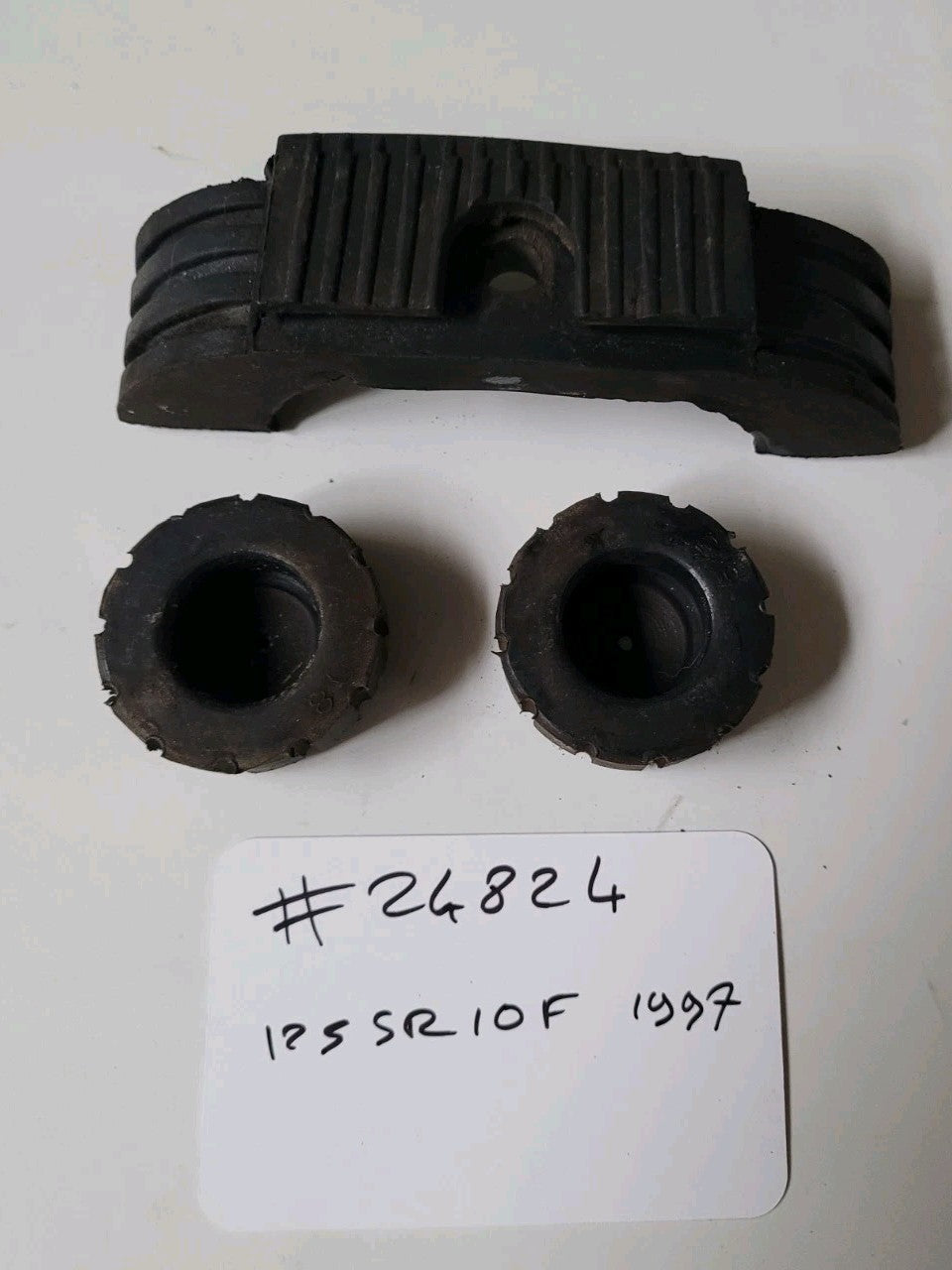 Caoutchouc De Reservoir Sur Cadre 125 YAMAHA SR 10f 1997 (#24824)