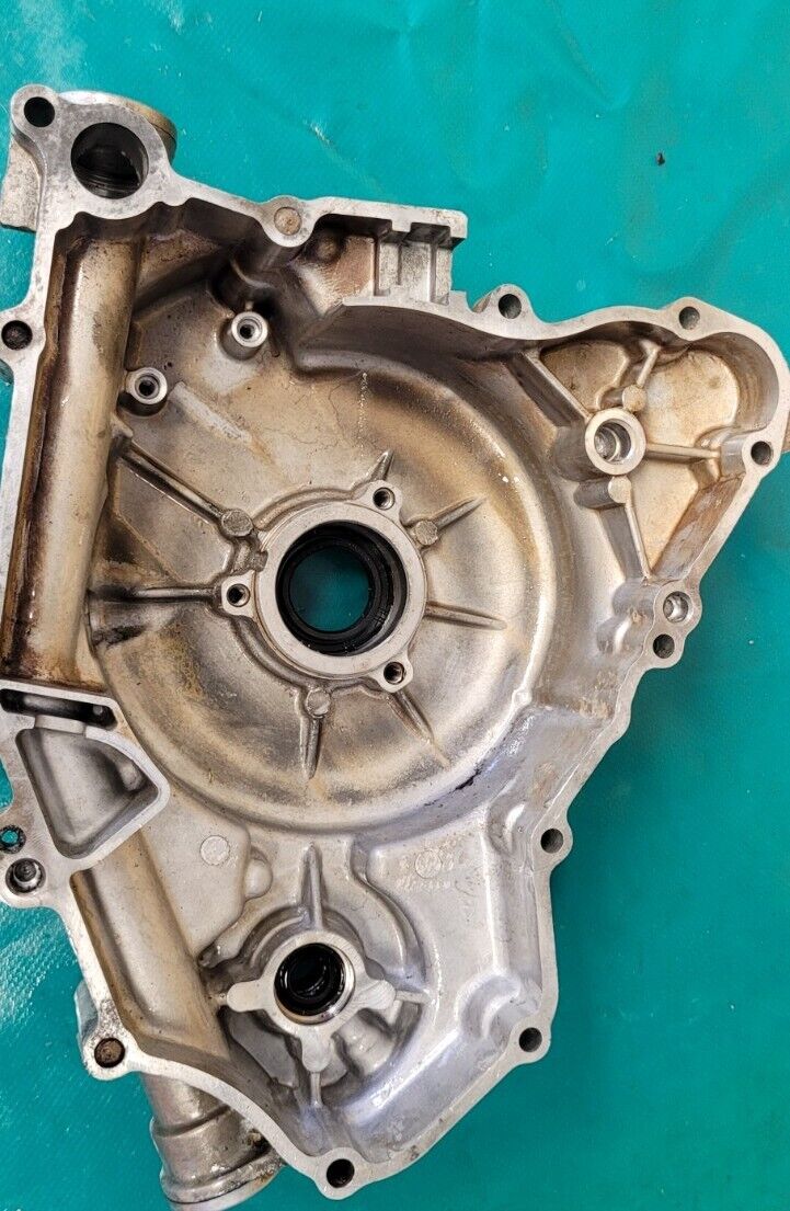  Carter allumage et pompe a eau KAWASAKI 650 KVF 2007