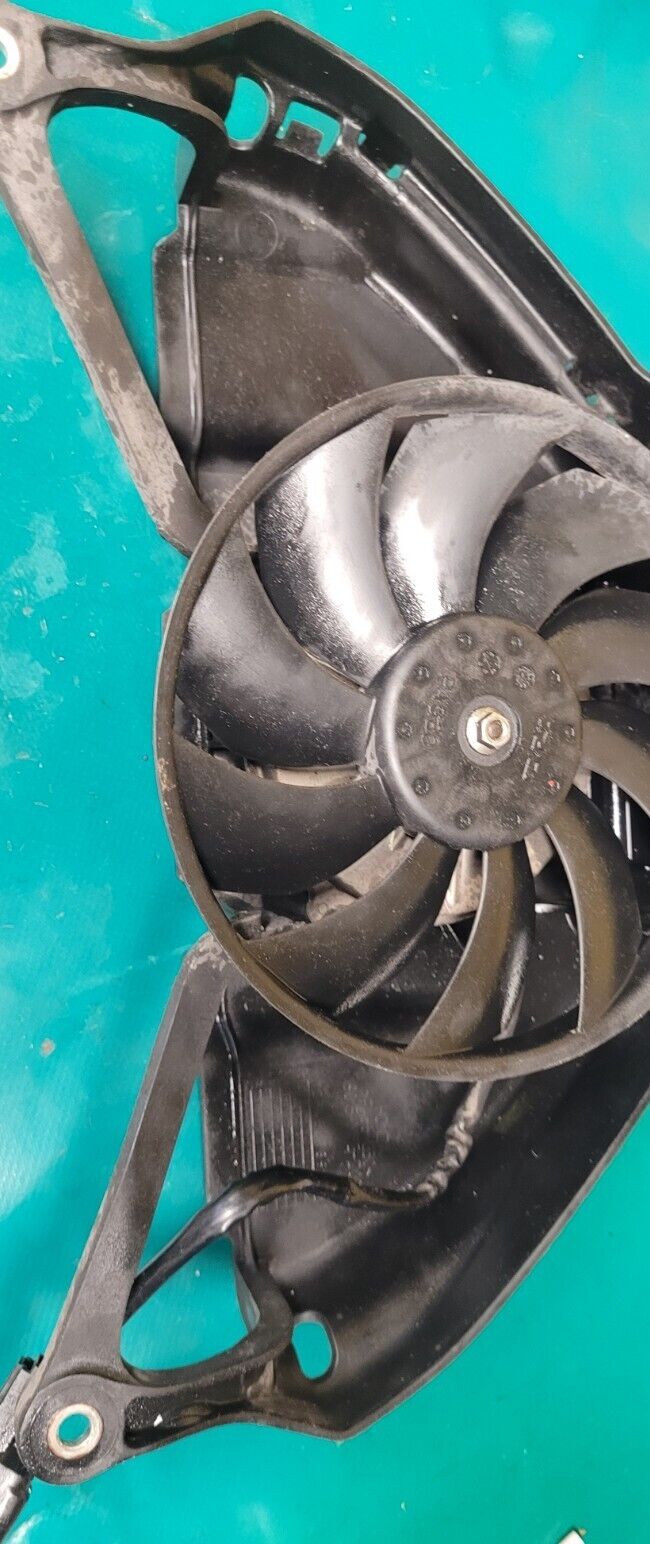 Ventilateur Moteur HONDA  600 Hornet 2007 Mod Injection (24158)