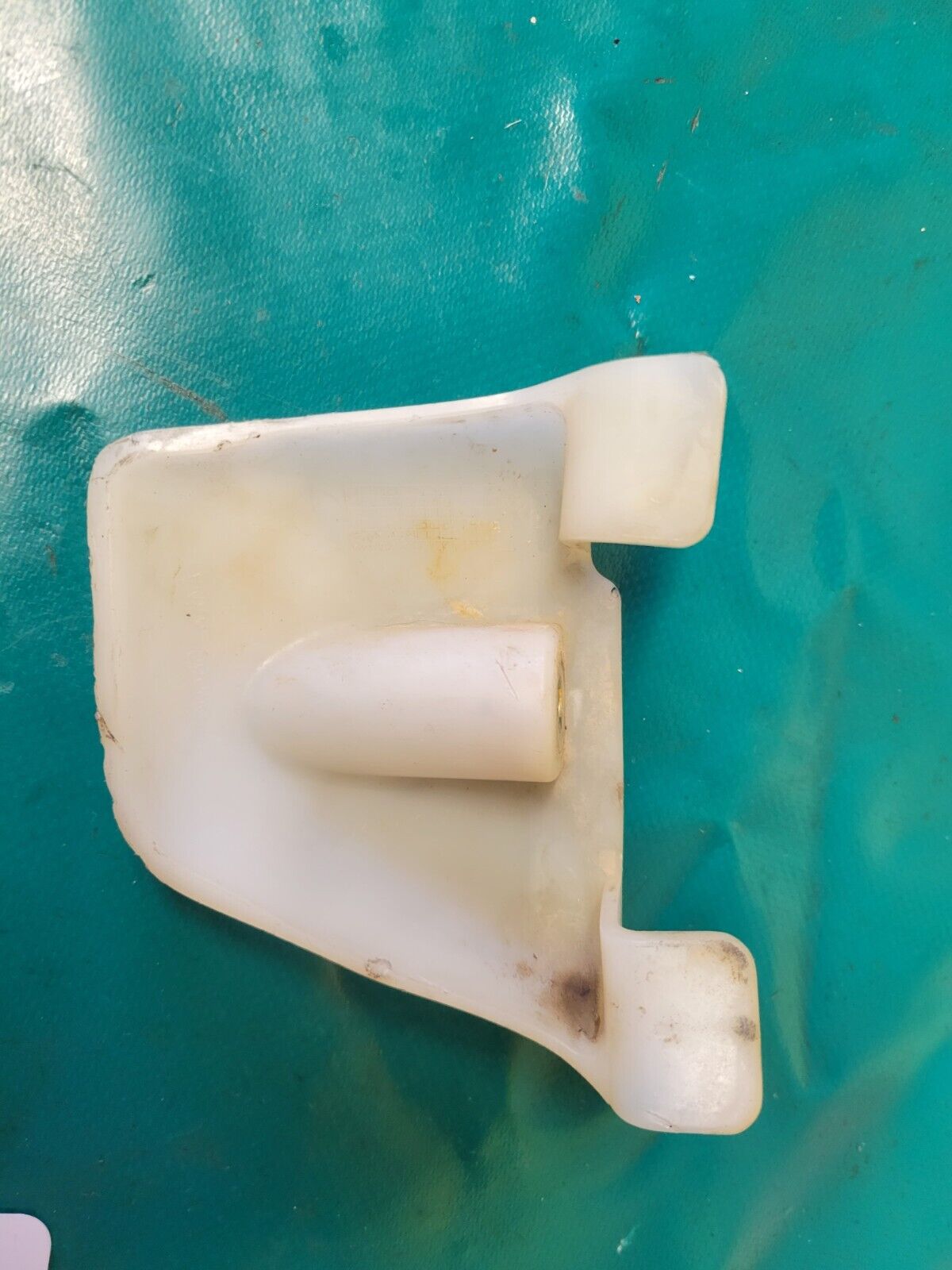 Petit Carter Moteur Avant Inférieur Honda 250 CRF 2005 (#23547)