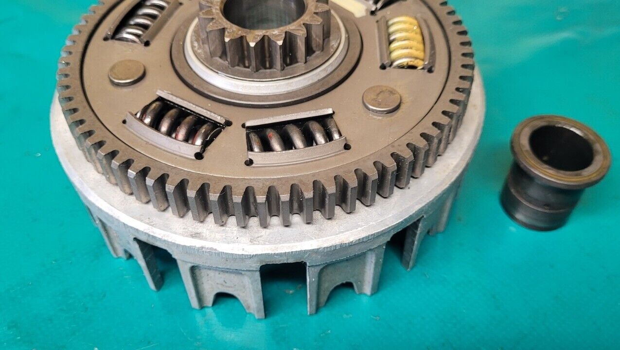 Cloche D'embrayage 650 Dominator Rd02 E (23864)