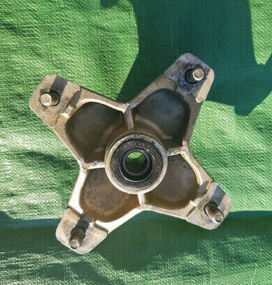 Moyeux avant porte disque 3GD YAMAHA BANSHEE 350 Phase 2