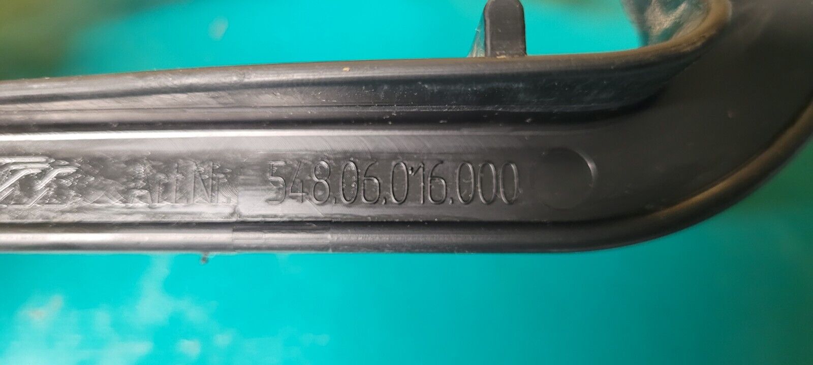 Araignée Support De Filtre À Air KTM 300 Exc 2006 (23907 )