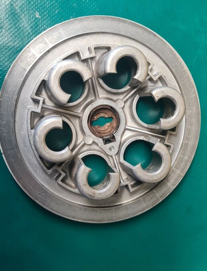 Plateau d'embrayage 58132003000 KTM 250 EGS 1996 556