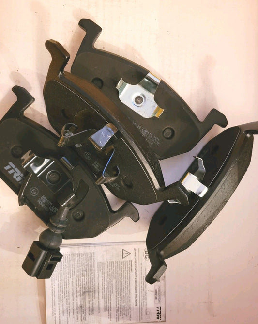 Jeu Plaquettes NEUF OCTAVIA Léon A3 Golf 7  3322938278809 (#AUT258)