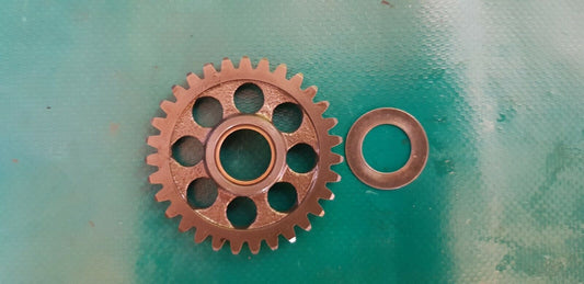 Engrenage entre Rocher et cloche d'embrayage KTM 85sx 2006