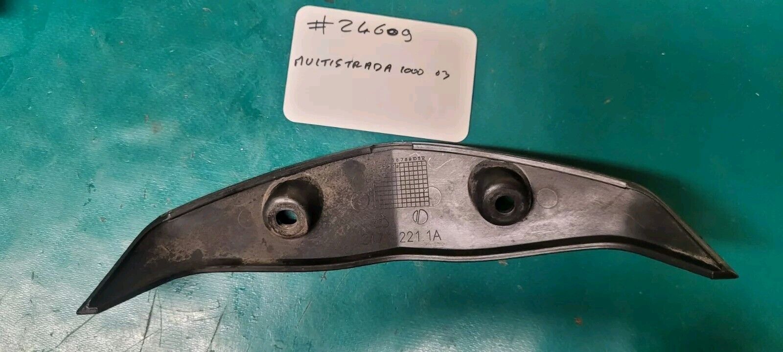Plastique Arrière Sur Feu 24712211a Ducati Multistrada 1000ds 2003 (#24609)